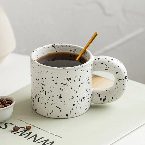 Tazza In Ceramica Con Motivo A Spruzzi D'inchiostro Manico Grosso Stile Ins Tazza Da Caffè Latte Graffiti Per Ufficio Casa