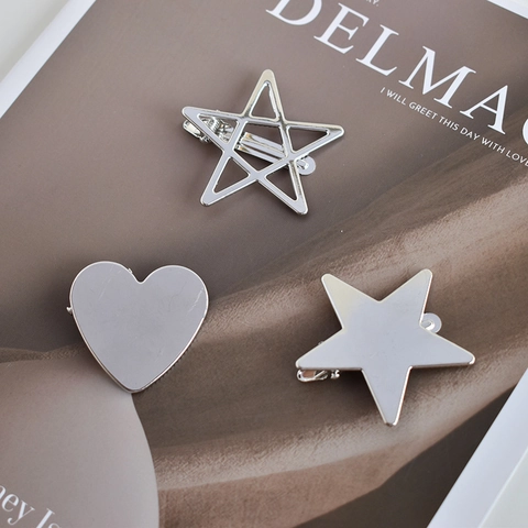 Silberne Metall Haarspangen Herz Stern Geometrisch Glatt Hohl Entenschnabel Clips Für Damen Mädchen Cool Style