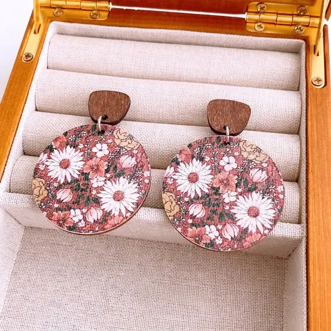 Round Wood Drop Earrings With 925 Sterling Silver Earring Post Retro Floral Daisy Pattern Bohemian Jewelry For Women