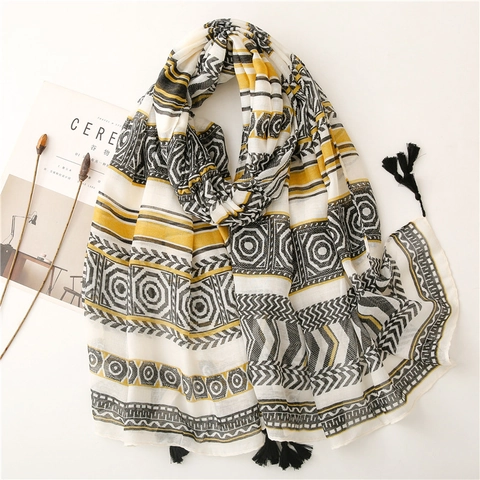 Retro Ethnic Scarf Shawl Voile Polyester Geometric Pattern Tassel Boho Wraps For Women Fashion Accessory