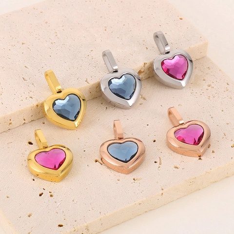 Heart Pendant Necklace Stainless Steel Multi Faceted Glass Crystal Elegant Jewelry For Women Fashion Accessory Gift