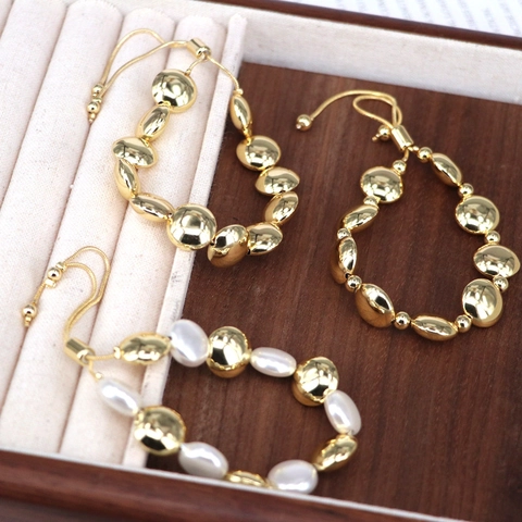 Pulsera De Cuentas Ajustable Cobre Chapado En Oro Perla Artificial De Concha Francés Elegante Hebilla Deslizante Joyería Para Mujer