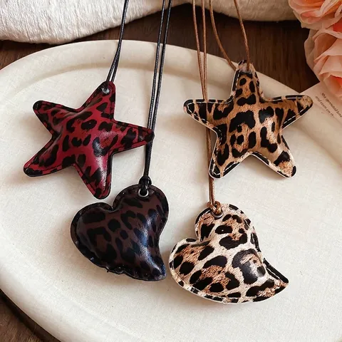 Collier Pendentif Cœur Étoile Imprimé Léopard Cuir Corde Longue Bijoux Style Ethnique Rétro Femmes