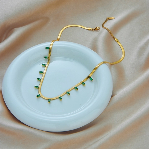 Collana In Acciaio Inossidabile Zircone Rettangolo Verde Smeraldo Catena A Serpente Piatta Gioielli Retrò Placcati Oro Per Donne