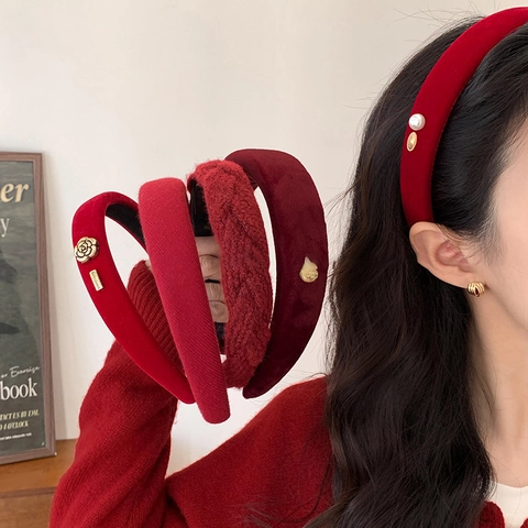 Diadema De Terciopelo Tejido Rojo Retro Francés Elegante Rojo Vino Banda Para El Cabello Con Flor Perla Artificial Decoración De Metal Para Mujeres