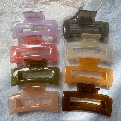 Large Rectangle Hair Claw Clip Plastic Jelly Geometric Hollow Hairclip Korean Minimalist Elegant Accessories For Women