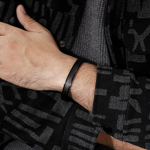 Men Stainless Steel Open Cuff Bangle Leather Inlay Bracelet C Shaped Simple Smooth Polished Fashion Jewelry Gift