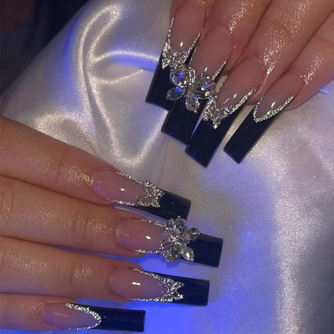 Lange Coffin Kunstnägel Mit 3D Schmetterling Strass Französisch Schwarze Spitze Silber Glitzer Elegante Nägel Für Damen