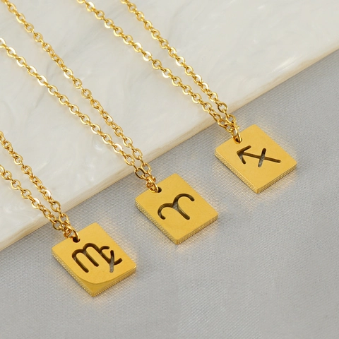 Collana Segno Zodiacale Pendente Rettangolare Traforato Acciaio Inossidabile Placcato Oro 18K Gioiello Costellazione Chic