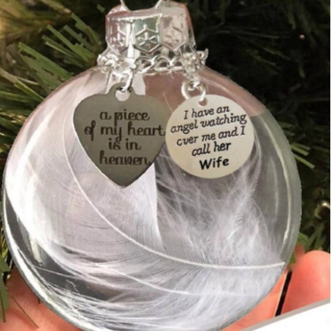 Christmas Memorial Ball Ornament Transparent Plastic With White Feather And Metal Charms Heart Hanging Tree Decoration Sympathy Gift