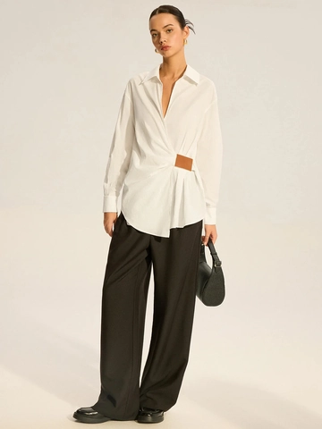 Dames Witte Blouse Met Lange Mouwen Met Leren Patchwork Geplooide Taille Asymmetrisch Overhemd Met Revers Elegant Topje
