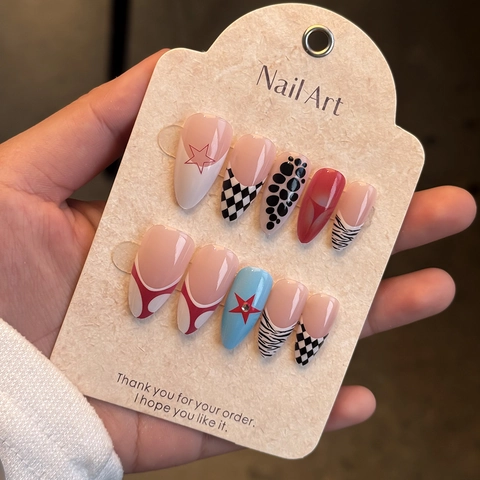 Uñas Postizas Almendradas Resina Plástico Diamantes Patrón Mixto Estrella Cebra Tablero Puntos Dulce Cool Moda Para Mujeres
