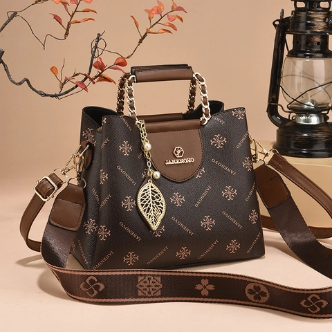 Women Monogram Print Handbag PU Leather Vintage Crossbody Shoulder Bag With Leaf Pendant Metal Chain Handle Wide Strap
