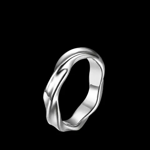 Edelstahl Mobius Ring Für Damen Herren Hochglanzpoliert Gedrehtes Band Nischen-Design Vintage Leichter Luxus Mode Schmuck