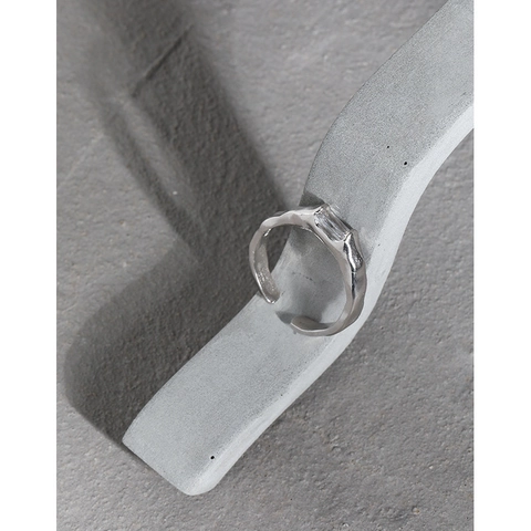 Anello Aperto Geometrico in Argento Sterling S925 per Donna Anello con Zirconia Intarsiata a Trama Martellata Regolabile Minimalista Gioielli di Moda