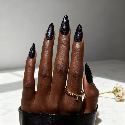 Amandel Kattenoog Kunstnagels Zwart Paars Glinsterende Galaxy Sterrenhemel Stijl Volledige Dekking Voor Dames