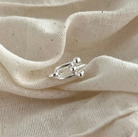 U-Link Ring Dreifache Metallperlen 925 Sterling Silber Minimalistischer Industriestil Polierter Schmuck Für Damen