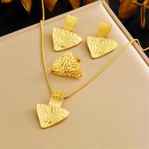 Minimalistisch Roestvrij Staal Gehamerd Driehoek Geometrische Sieraden Ketting Oorbellen Ring Voor Vrouwen Individueel Goud Verguld