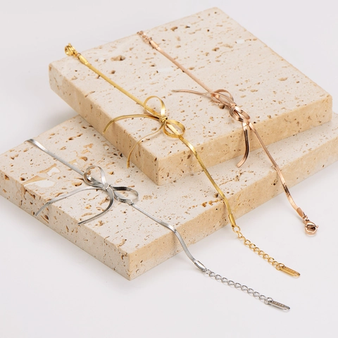Pulsera De Cadena De Serpiente De Acero Inoxidable Con Lazo Elegante Minimalista Bañado En Oro De 18K Ajustable Para Mujer