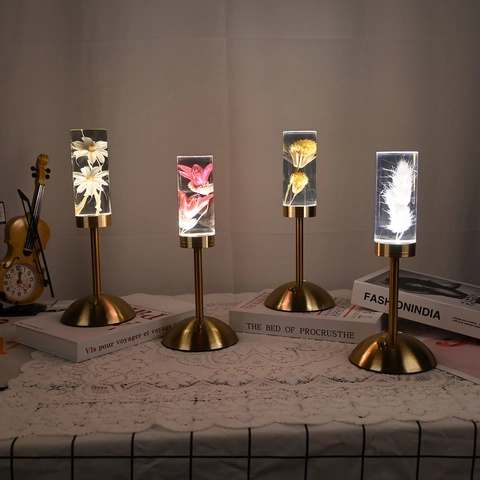 Lampe De Table Acrylique Fleur Éternelle Veilleuse LED Rechargeable USB Tactile Déco De Chevet Base Métal Ornement De Bureau