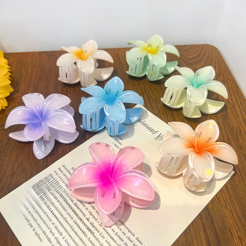 Pinza Para El Pelo Flor Degradado Plástico Resina Frangipani Hawaiano Dulce Elegante Accesorio Cabello Para Mujeres Niñas
