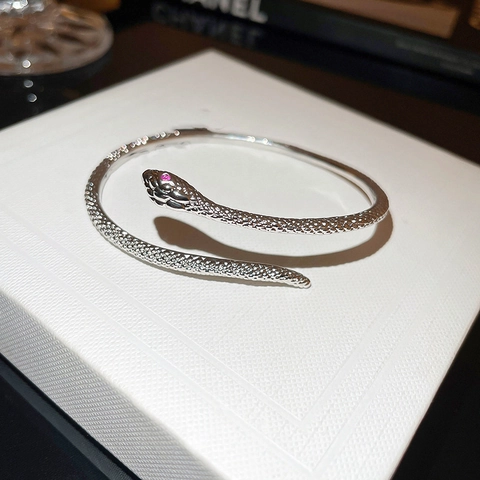 Snake Shape Adjustable Open Bracelet Copper With Rhinestone Eyes Scale Texture Fashion Jewelry For Women