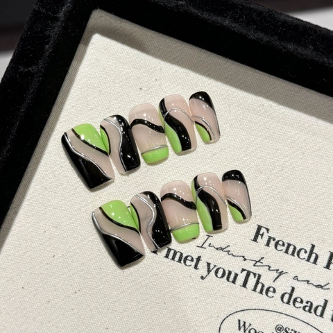 Uñas Postizas Hechas A Mano Verde Fluorescente Negro Abstracto Línea Plateada Forma Ataúd Corto Uñas Artificiales