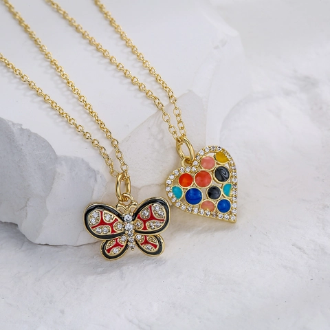 Collier Pendentif Cœur Papillon Cuivre Plaqué Or 18K Émail Coloré Zircon Chaîne Clavicule Mignon Pour Femmes
