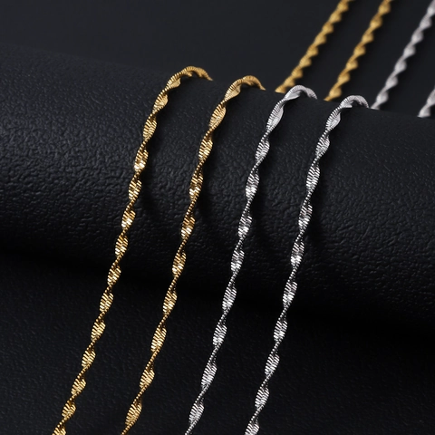 Singapore Twisted Rope Necklace Chain Stainless Steel Vacuum Plated Minimalist Clavicle Accessory For Men Women Fashion