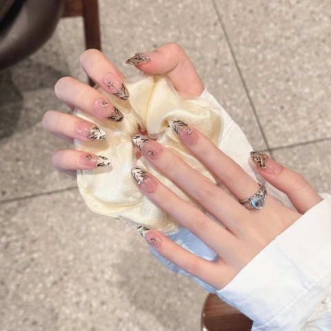 Hand Painted Y2K Cyberpunk Tiger Pattern Press On Nails French Gold Glitter Rhinestone Nude Pink False Nails For Women