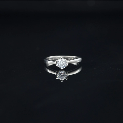 Classic Solitaire Ring Titanium Steel Round Brilliant Cut Moissanite Prong Setting Polished Fashion Jewelry For Women