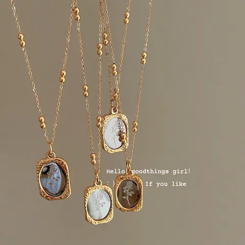Vintage Rose Relief Mirror Pendant Necklace For Women Gold Plated Stainless Steel Ball Chain Long Necklace Jewelry Gift