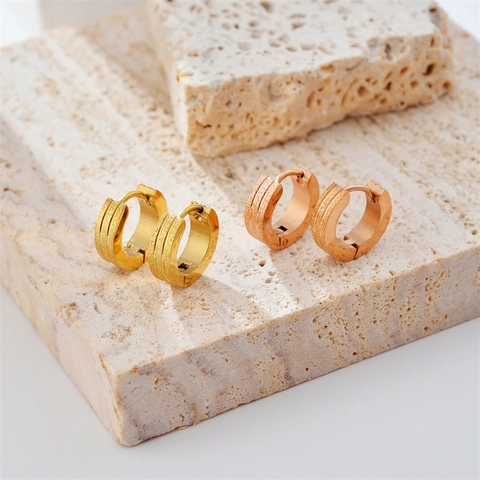 Minimalist Titanium Steel Huggie Earrings Gold Plated Frosted Triple Line Geometric Jewelry For Women