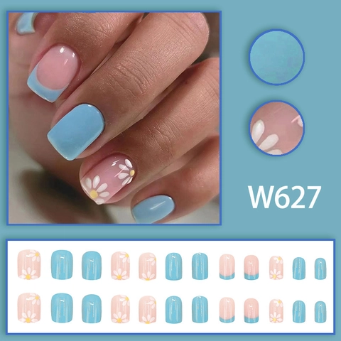 Press On Nails Short Square Sky Blue French Tip White Daisy Floral Pattern Sweet Cute Fake Nails False Nails Women