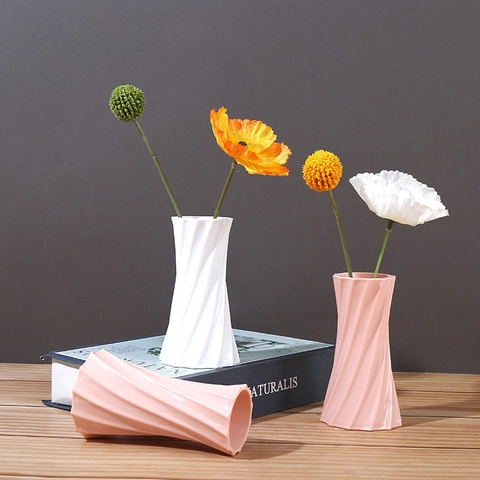 Ceramic Small Vase Spiral Texture Nordic Modern Decorative Flower Vase For Home Office Desktop Decor Elegant Ornament