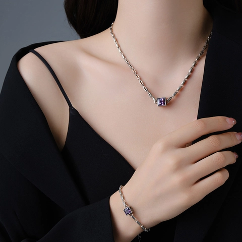 Vintage Square Cubic Zirconia Pendant Necklace For Women Copper Plated Luxury Aesthetic Jewelry