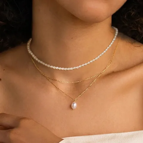Collana a Strati in Acciaio Inossidabile Vintage Con Ciondolo in Madreperla Barocca Gioielli Eleganti Color Oro da Donna