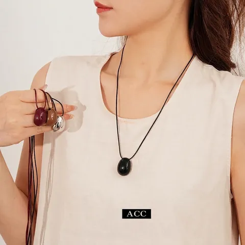 Collier Avec Pendentif Ovale En Forme De Galet En Alliage Brillant Cordon Ciré Réglable De Style Ethnique Pour Femme