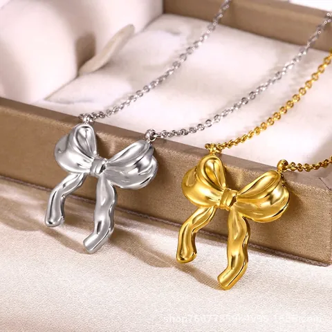 Anhänger Halskette Vergoldeter Edelstahl Retro Herz Schmetterling Vorhängeschloss Schmuck Für Damen