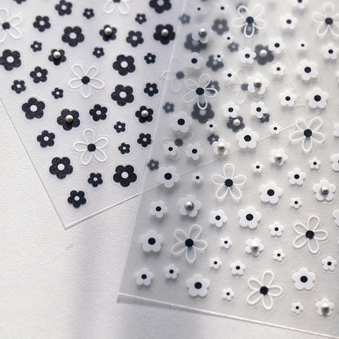Autocollants Ongles Fleurs Élégants Décalcomanies Tulipes Noires Blanches Avec Künstliche Perles Artificielles Style Français Manucure
