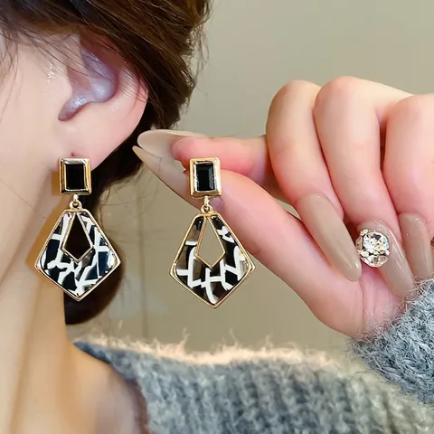 Orecchini Pendenti A Rombo Geometrico Lega Strass Resina Stampa Marmo Con Perno In Argento Sterling 925