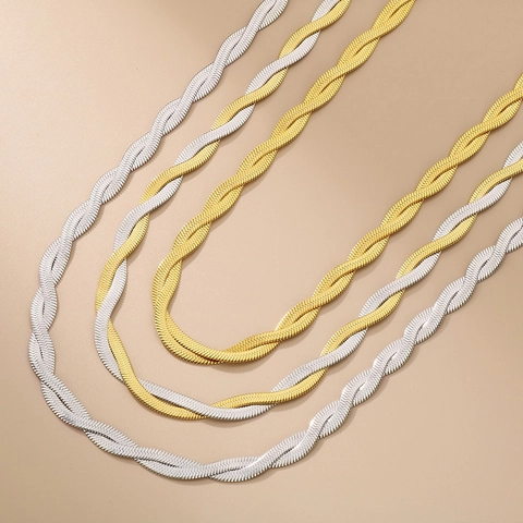 Set di Gioielli in Acciaio Inossidabile a Catena a Serpente a Spina di Pesce Intrecciata Minimalista per Donna Bracciale Collana Bicolore Oro Argento Accessorio Moda Regolabile
