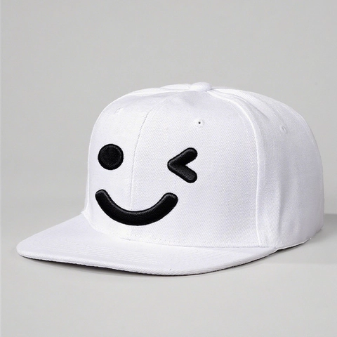 Bestickte Zwinkern Gesicht Flat Brim Baseball Cap Polyester Verstellbare Snapback Hut Vintage Streetwear Outdoor Sonnenhut