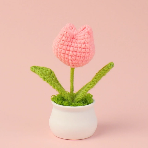 Handmade Crochet Tulip Potted Plant Yarn Knitted Simulation Flower Ornament For Home Office Desk Aesthetic Decoration Gift