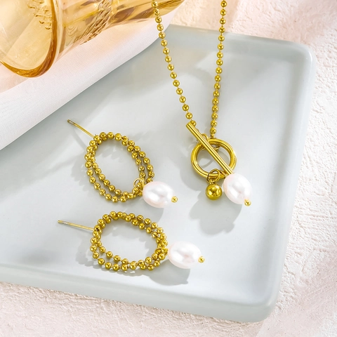 Collana o Orecchini in Acciaio al Titanio con Perla Artificiale per Donna Elegante Catena a Sfere d'Oro Chiusura a T Gioielli Vintage
