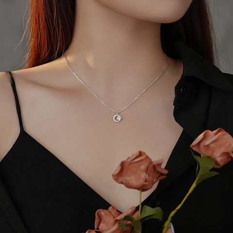 Collar de Luna de Plata Pura S999 para Mujer Colgante de Luna Creciente de Circonia Moissanita Joyería de Lujo Cadena de Clavícula