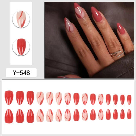 Ongles À Presser Forme Amande Rouge Motif Cœur Brillants Ongles Artificiels Style Saint Valentin Pour Femmes