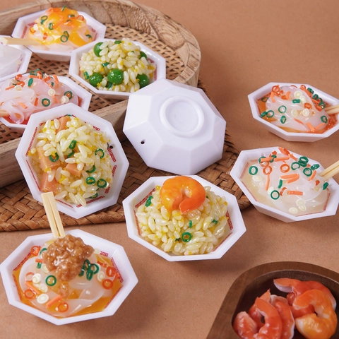 Miniature Simulation Food Keychain PVC Fried Rice Noodles Model Bag Hanging Ornament Novelty Gift