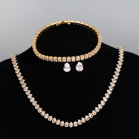 Set Di Gioielli Collana Bracciale Orecchini Per Donna Zirconia Lucida Accessori Per Feste Matrimonio Sposa