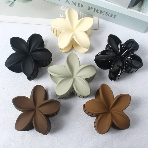 Elegant Flower Hair Claw Clips Large 5-Petal Matte And Glossy Resin Non-Slip Shark Clips For Women Girls Styling